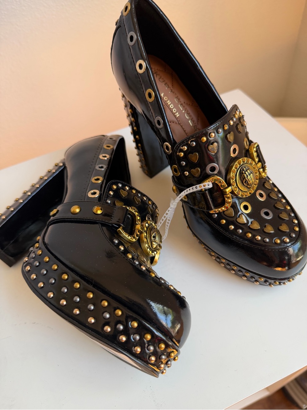 NWT Kurt Geiger Black Patent Loafers with Gold Heart Stud & Grommet Detail Sz 40 - Picture 13 of 15